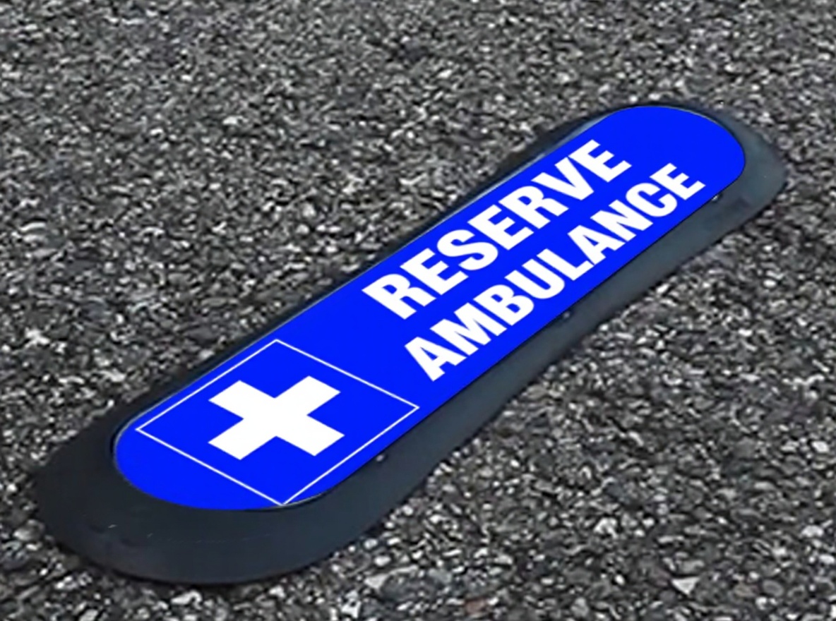 Signaletique parking parking Com Park brevetee visuel reserve ambulance installee en france