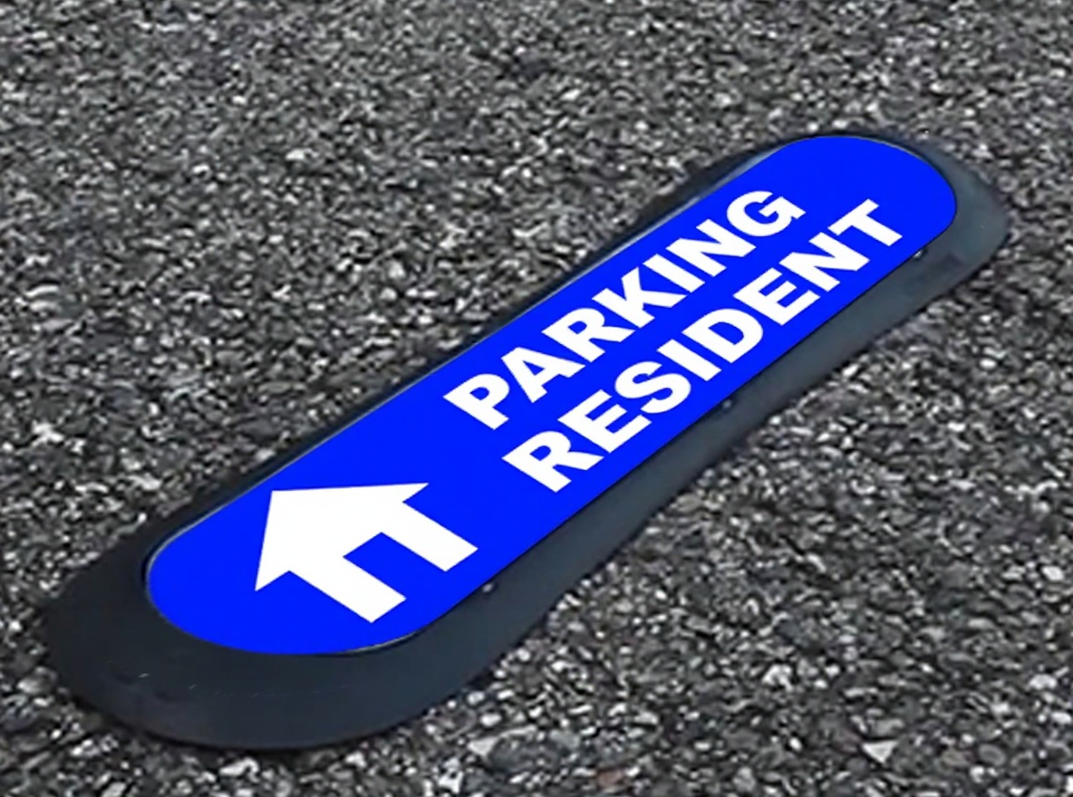 Signaletique parking copropriete Com Park brevetee visuel parking resident installee en belgique