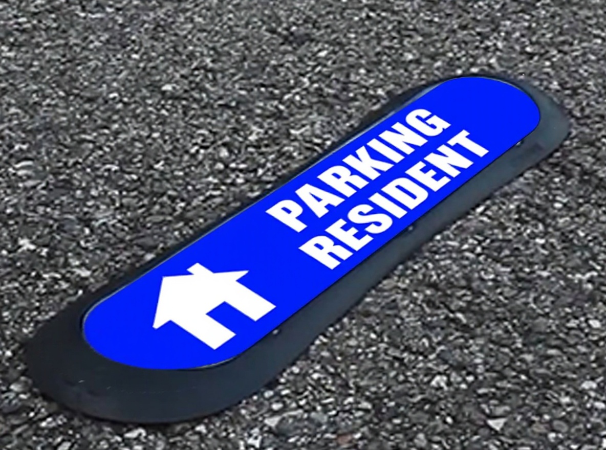 Signaletique parking copropriete Com Park brevetee visuel parking resident installee en france