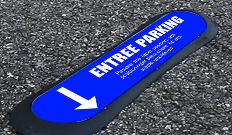 Signaletique parking copropriete Com Park brevetee visuel entree parking installee en france