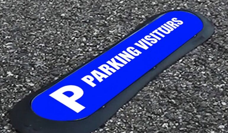 Signaletique parking copropriete Com Park brevetee visuel parking visiteurs installee en suisse